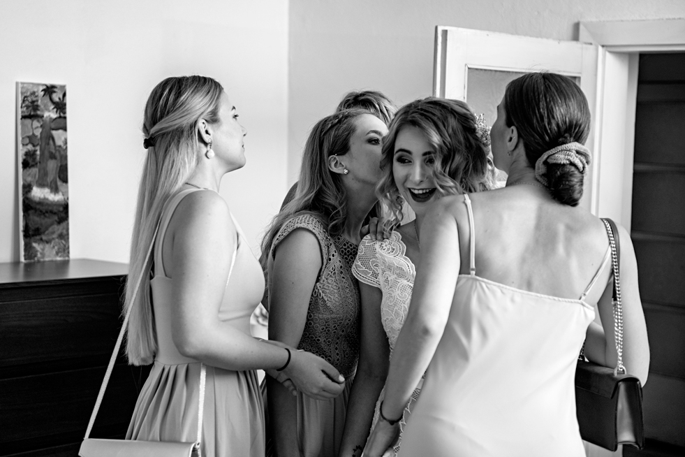 Černobílá svatební fotografie Petr Lasák