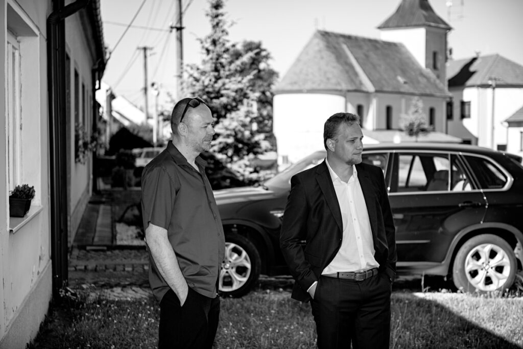 Černobílá svatební fotografie Petr Lasák