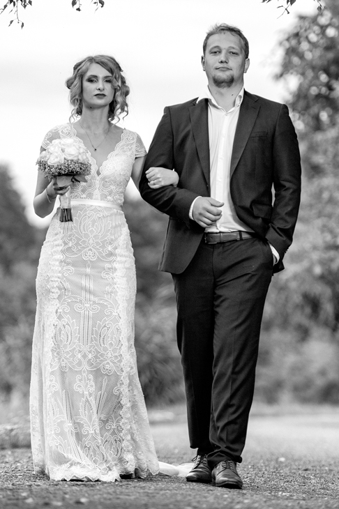 Svatební fotograf Brno - černobílá fotografie