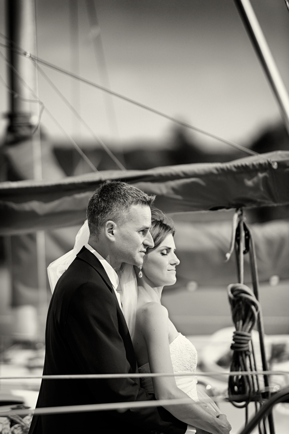 Svatba v černobílé fotografii