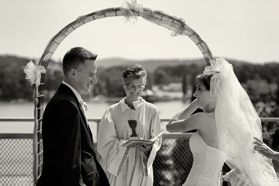 Svatba v černobílé fotografii