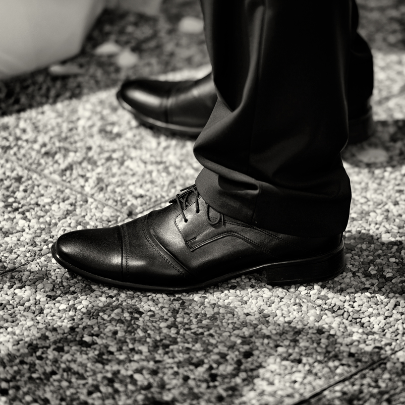 Svatba v černobílé fotografii na brněnské přehradě