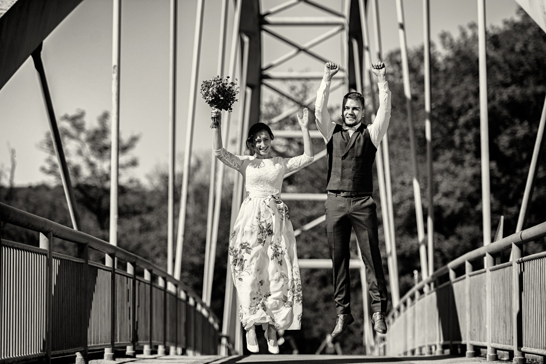 Černobílá svatební fotografie-Petr Lasák