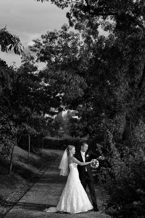 Černobílé svatební fotografie